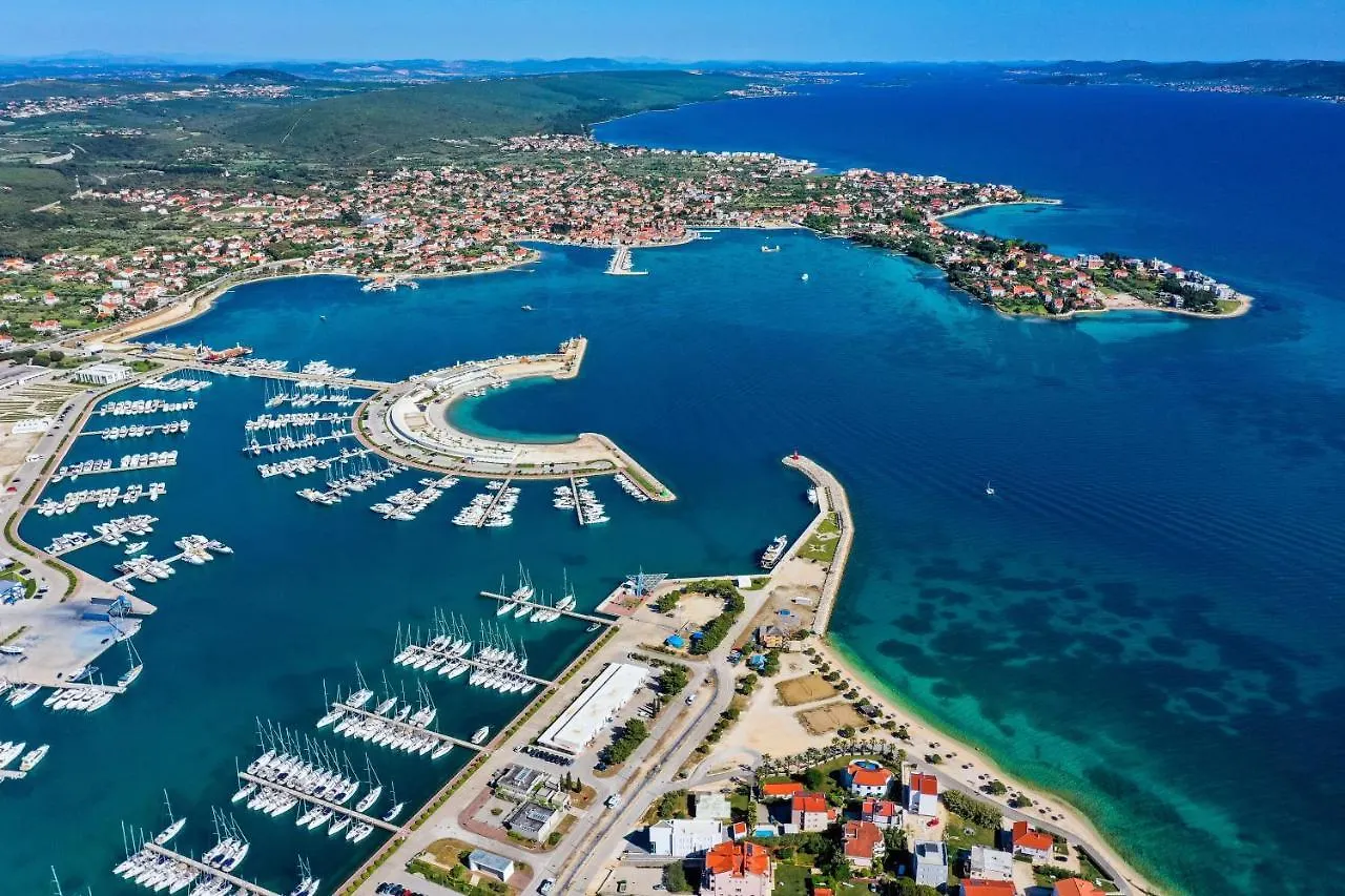 Holiday House With A Parking Space Sukosan, Zadar - 18279 Prázdninový dům
